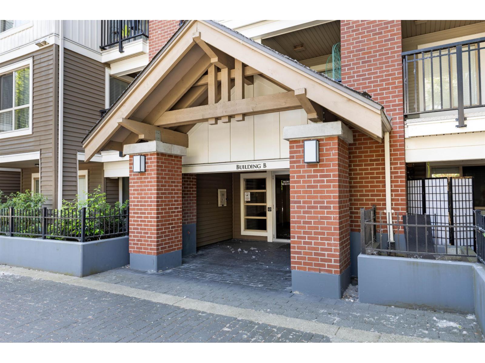 B304 8929 202 Street Property Photo 22