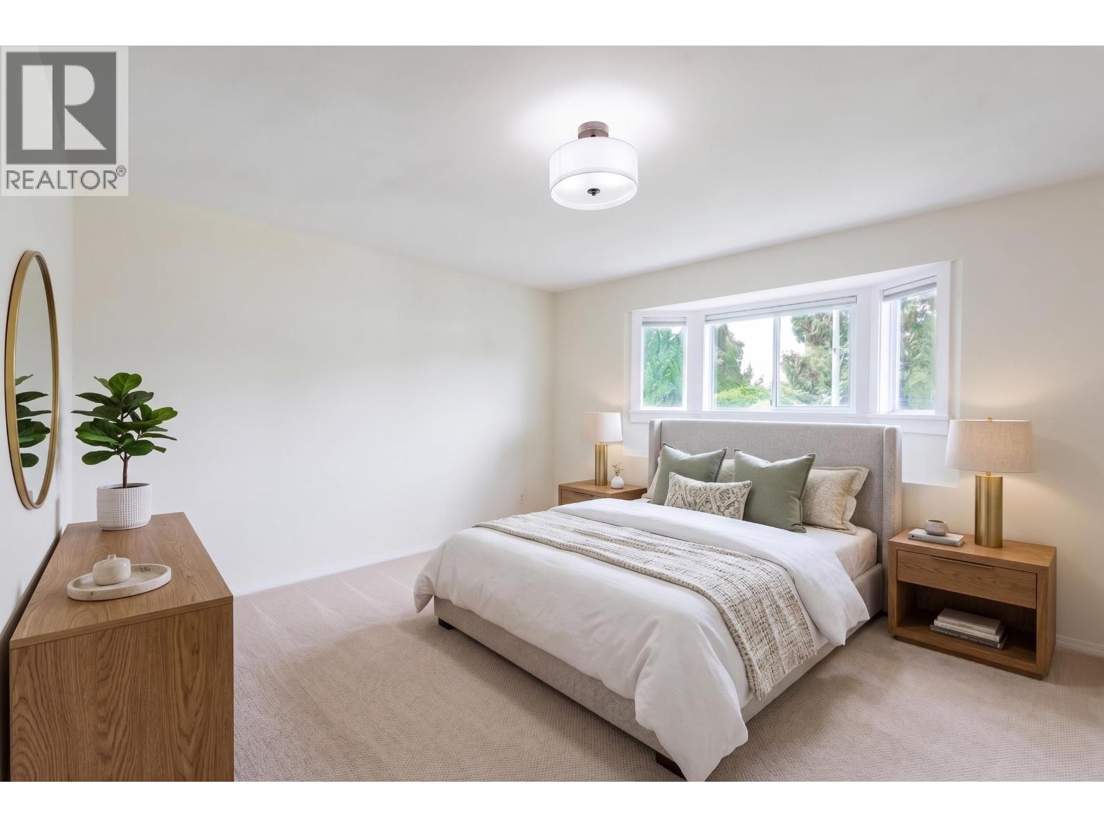 6775 Culloden Street Property Photo 12