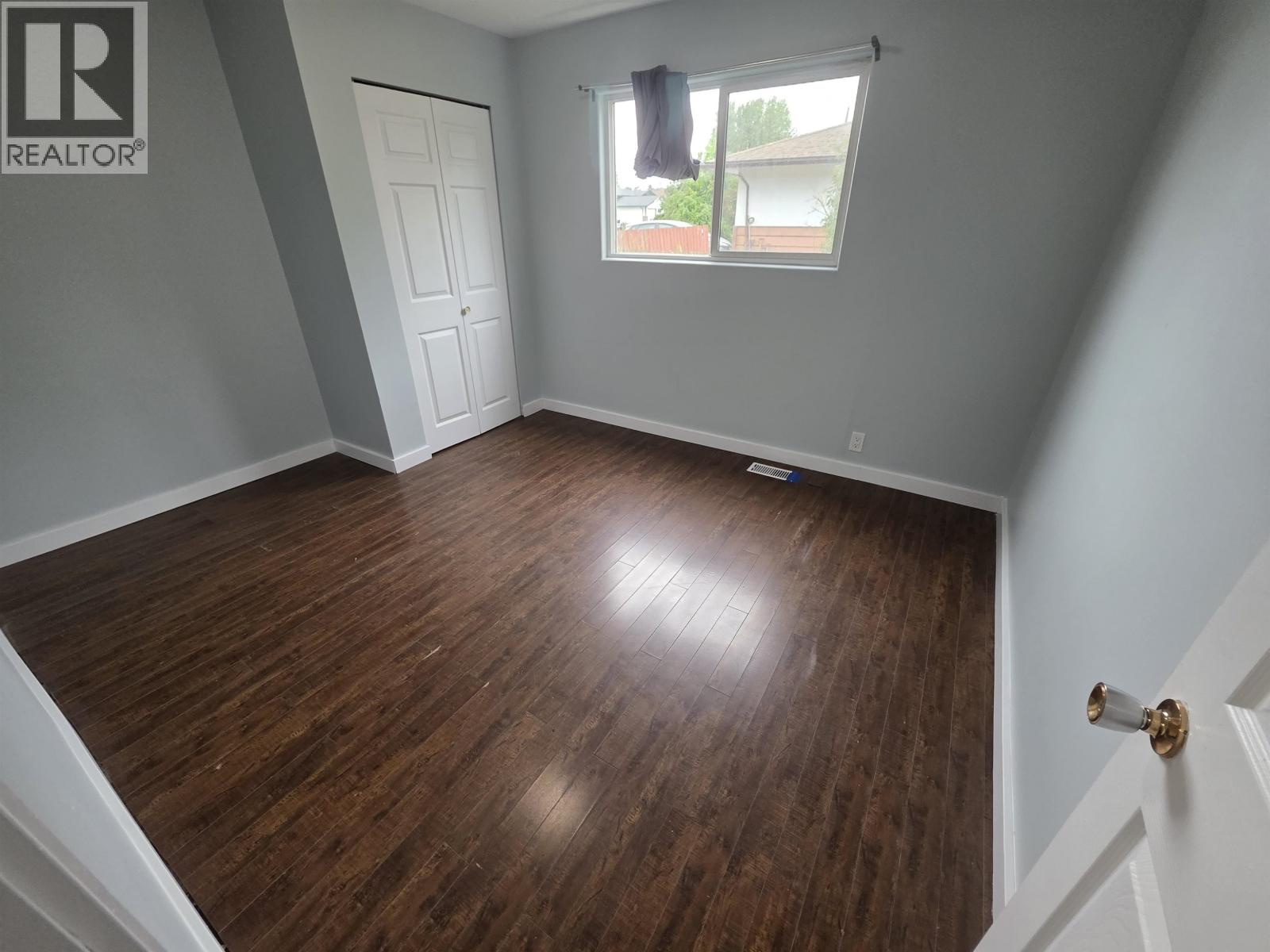4626 Scott Avenue Property Photo 9