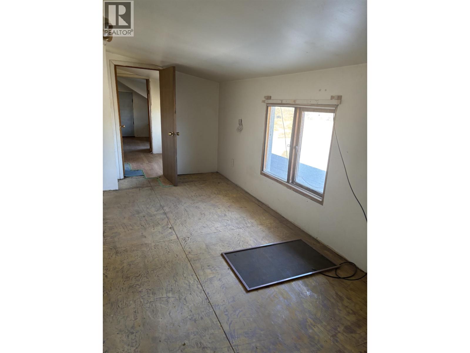 Bc 2275 Webber Crescent Property Photo 21