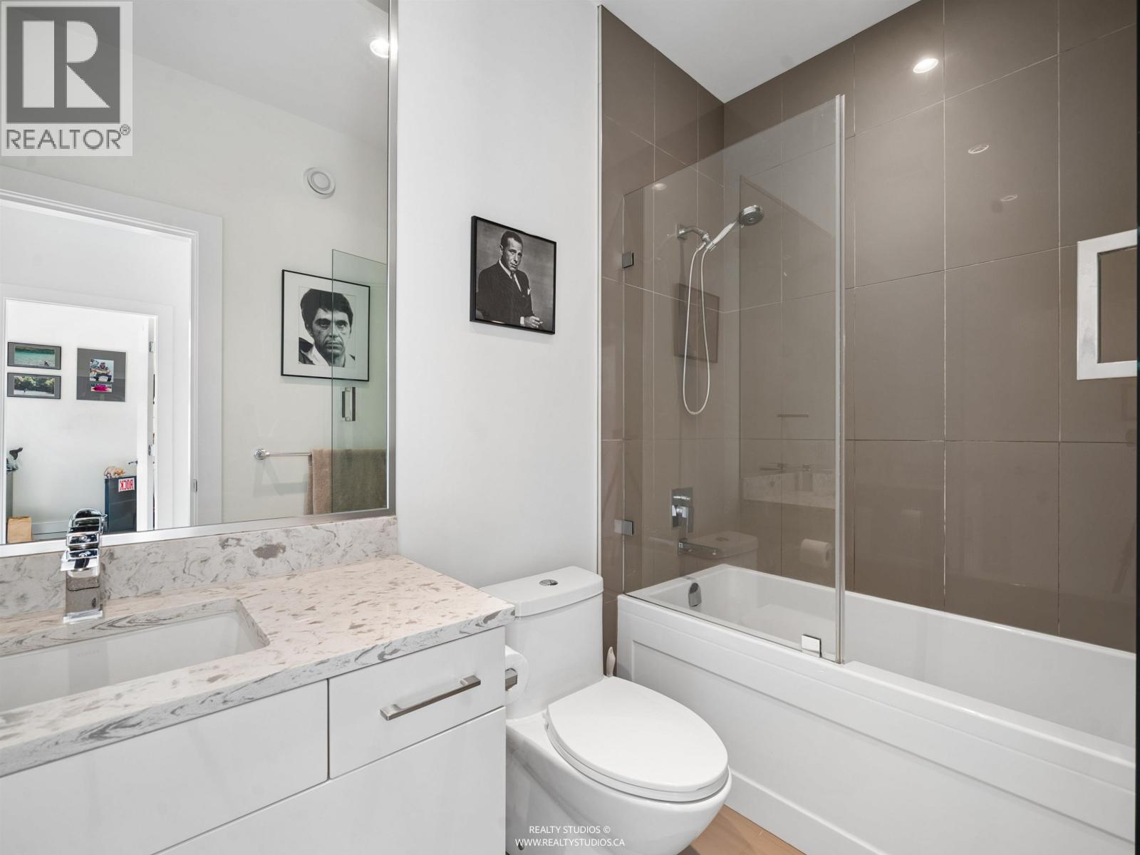116 N Warwick Avenue Property Photo 20
