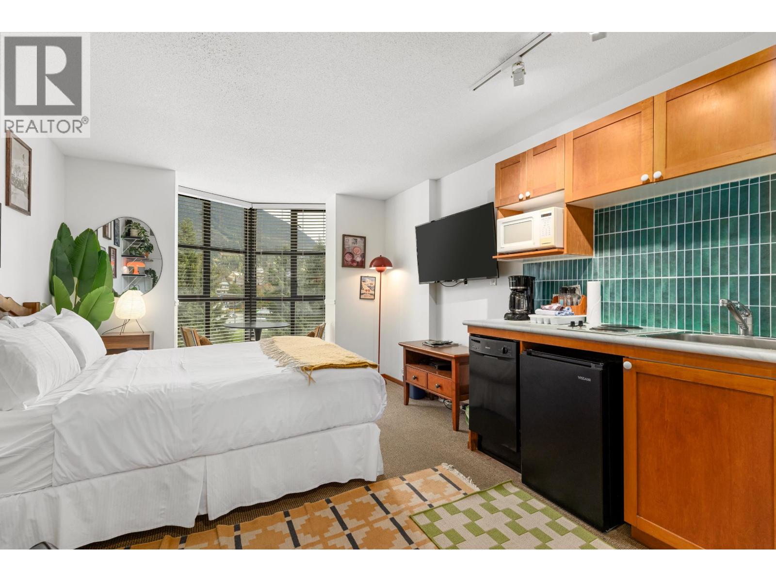 408 4315 Northlands Boulevard Property Photo 1
