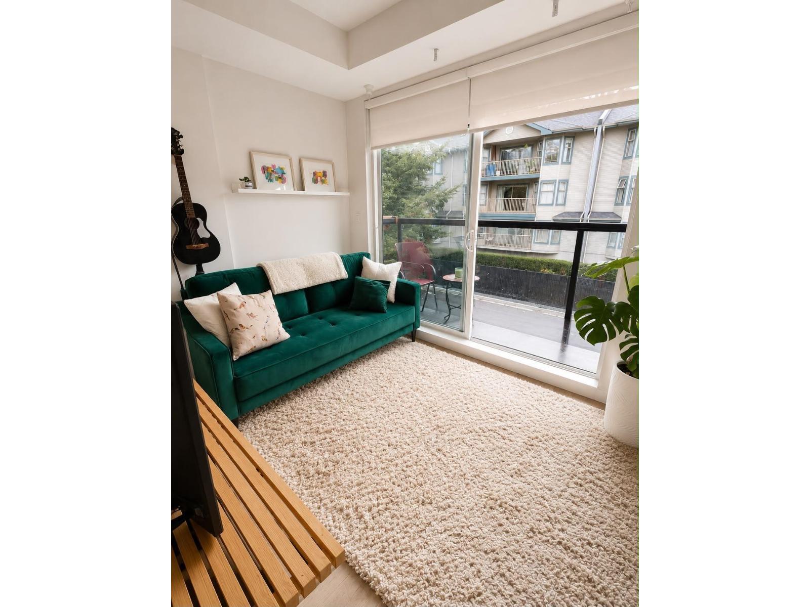 E405 13858 108 Avenue Property Photo 1