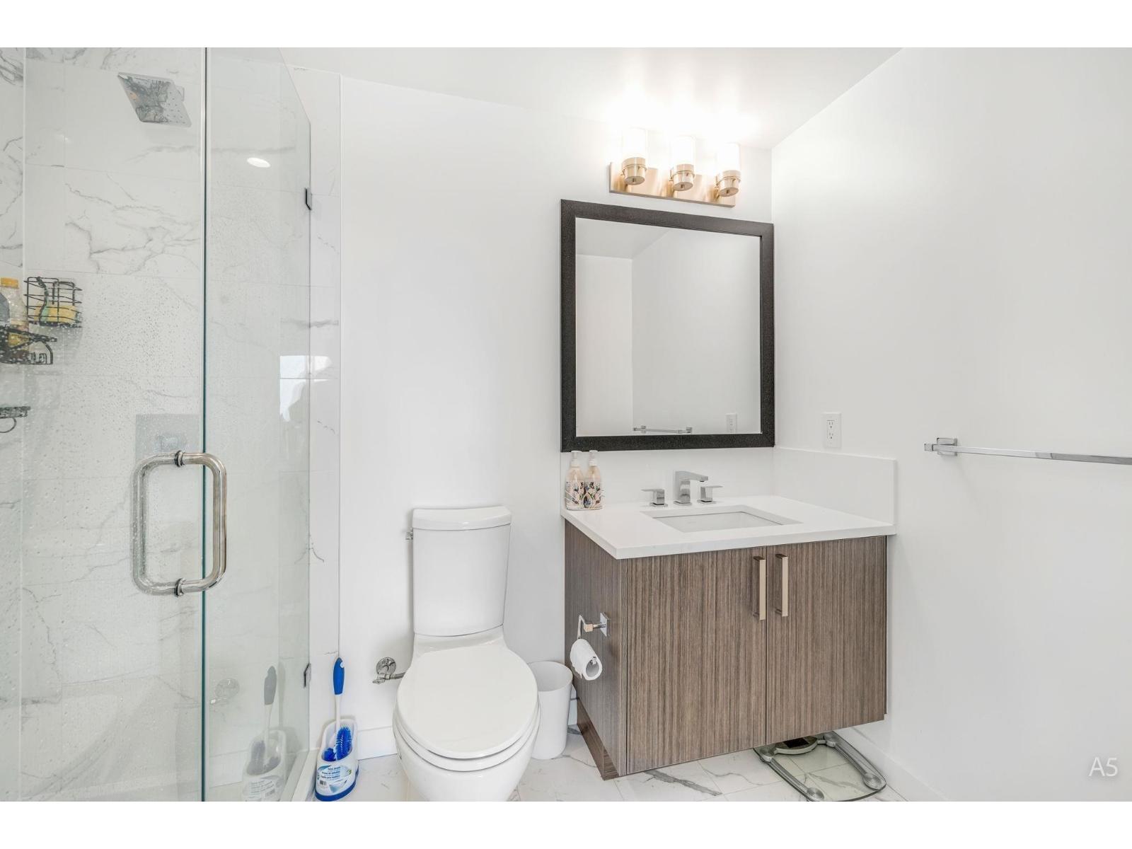 913 13350 Central Avenue Property Photo 17
