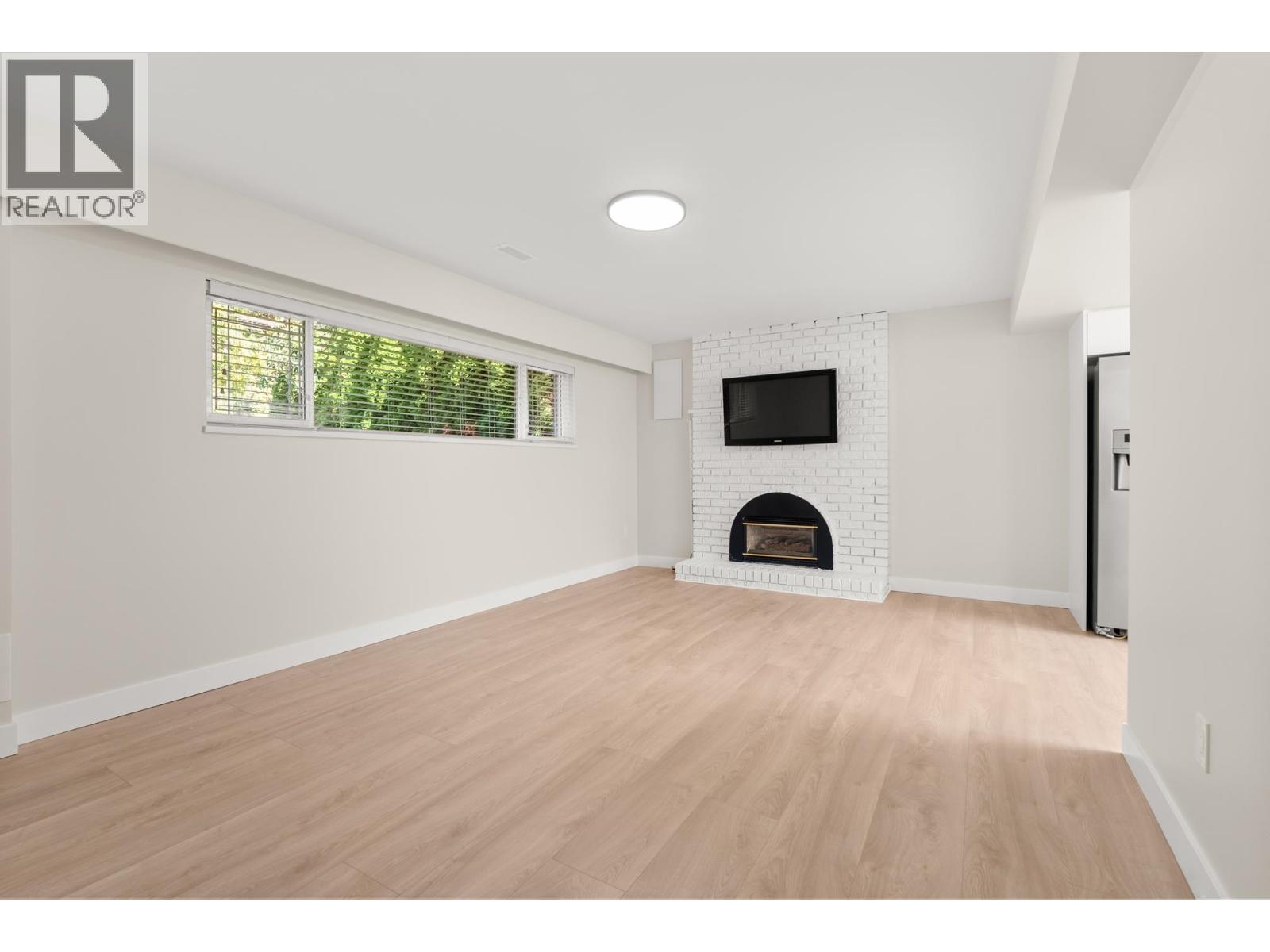 9152 Klenner Drive Property Photo 31