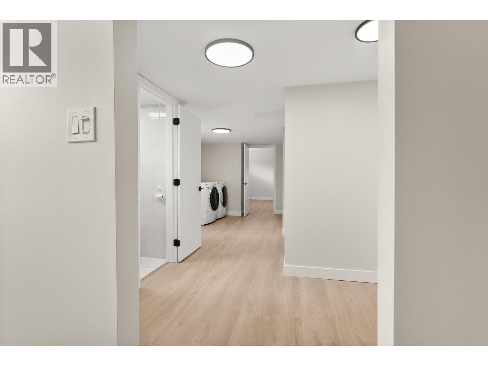 9152 Klenner Drive Property Photo 32