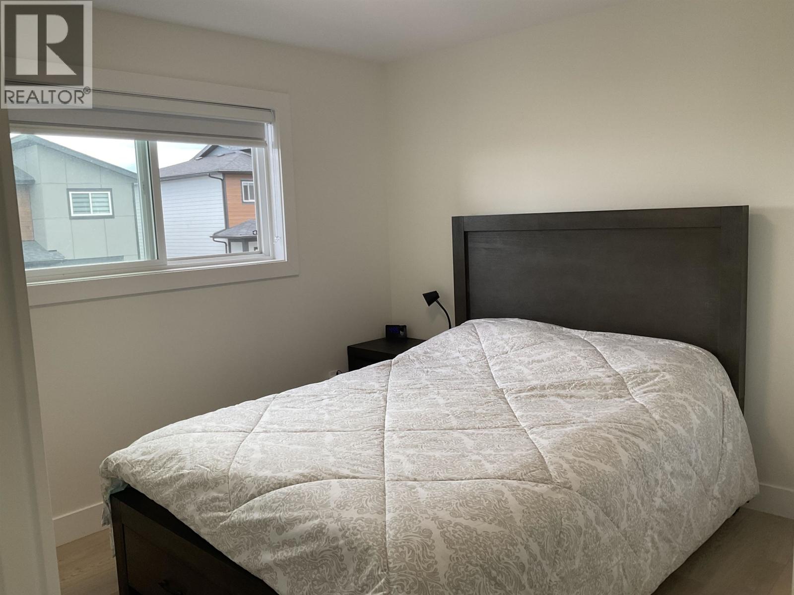 101 2395 Rowe Street Property Photo 17