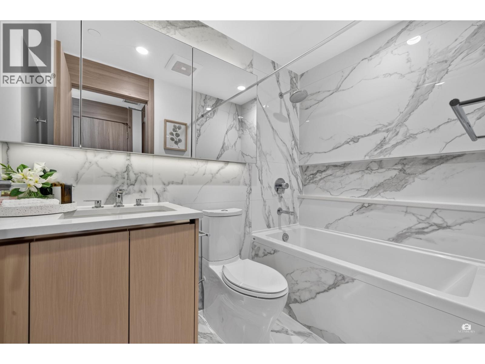 1501 4880 Lougheed Highway Property Photo 17