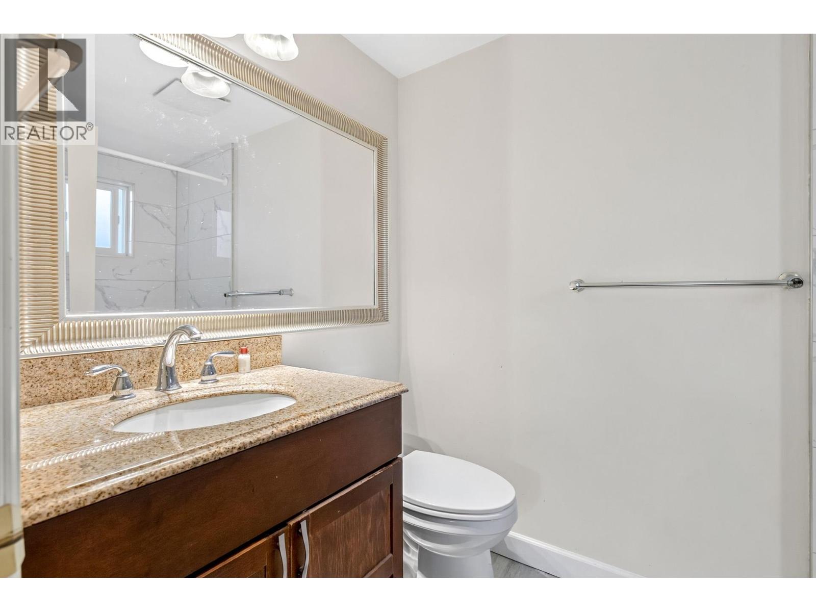 1599 Plateau Crescent Property Photo 13