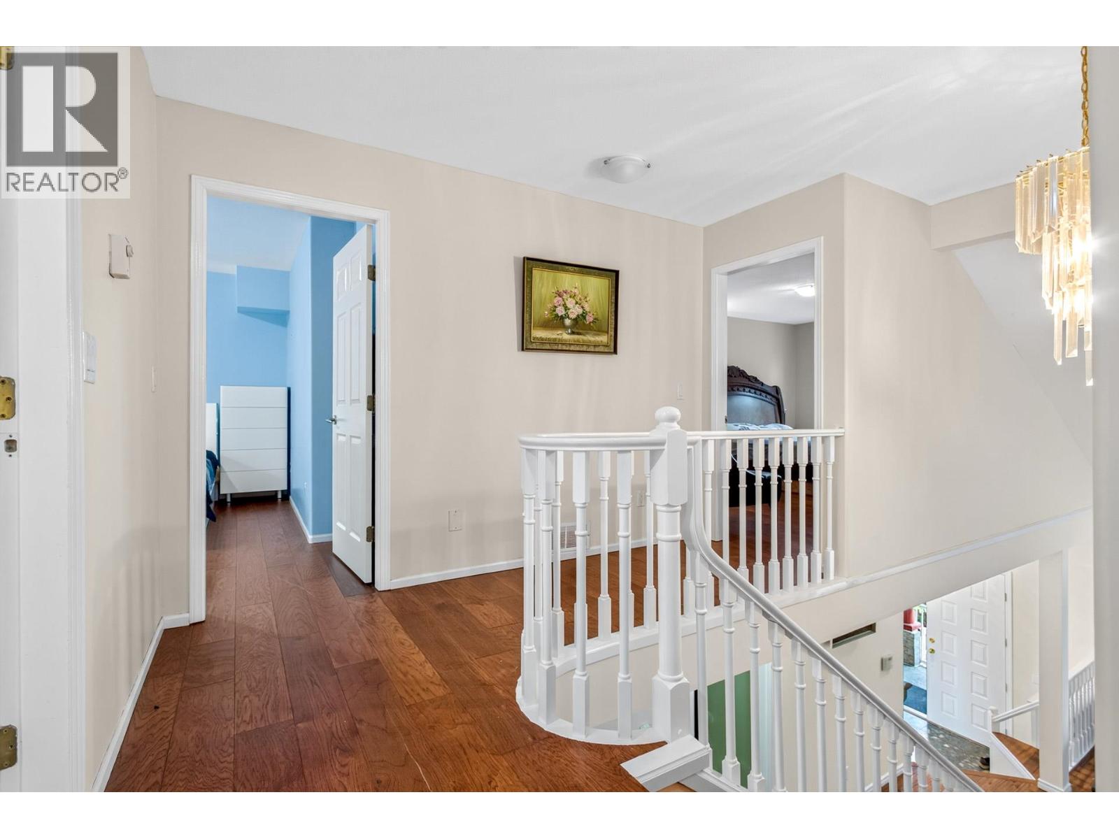 1599 Plateau Crescent Property Photo 15