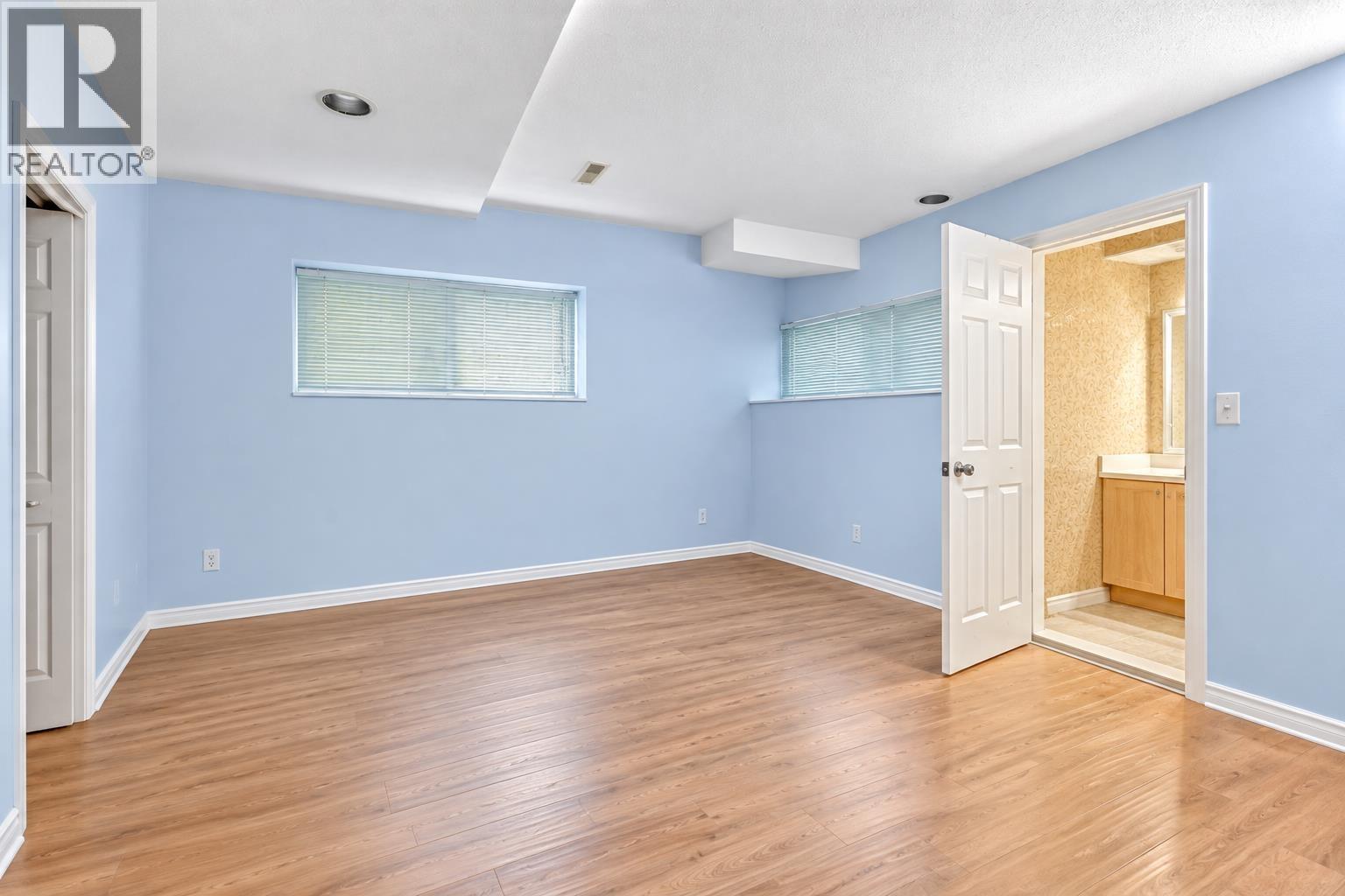 1599 Plateau Crescent Property Photo 25