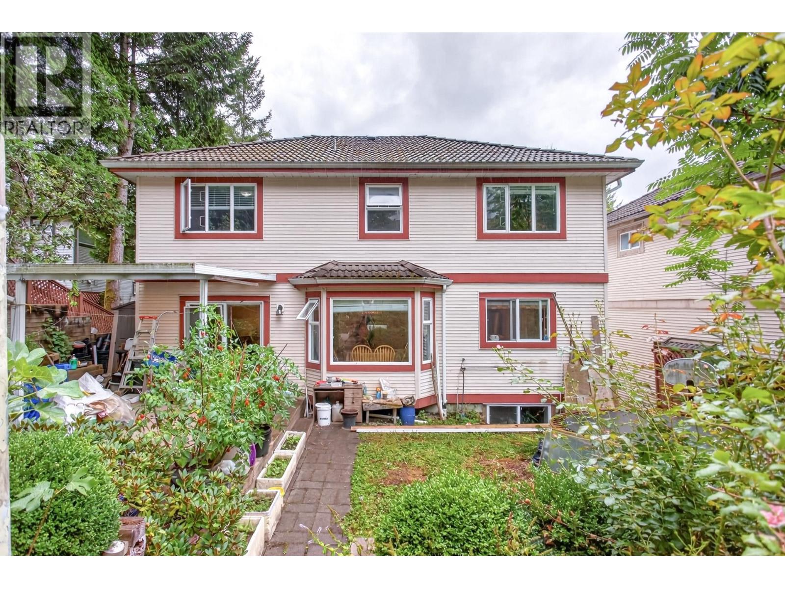 1599 Plateau Crescent Property Photo 32
