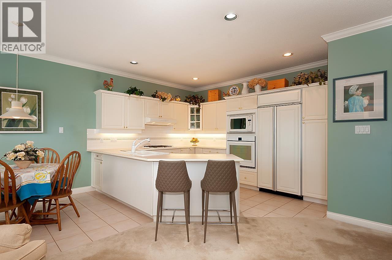 53 5531 Cornwall Drive Property Photo 11
