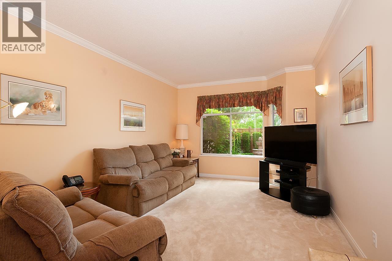 53 5531 Cornwall Drive Property Photo 14