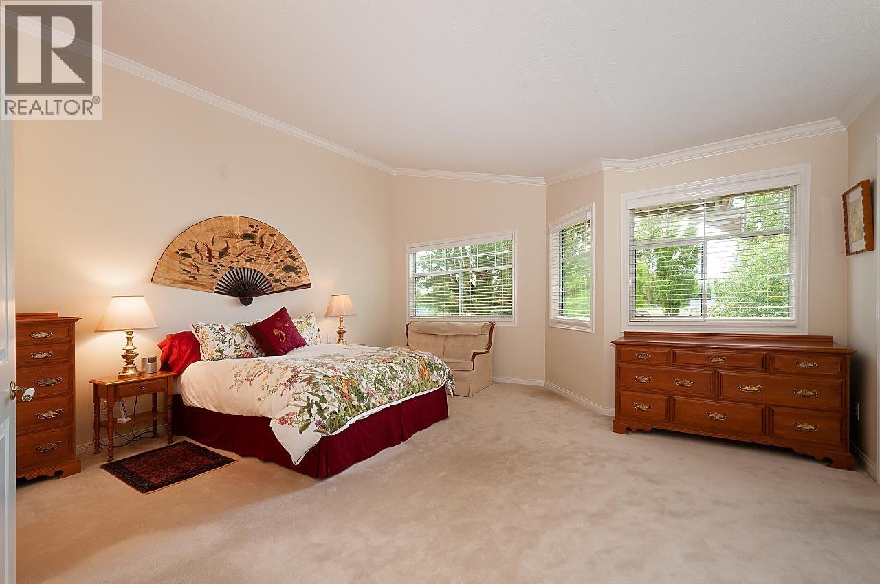 53 5531 Cornwall Drive Property Photo 17
