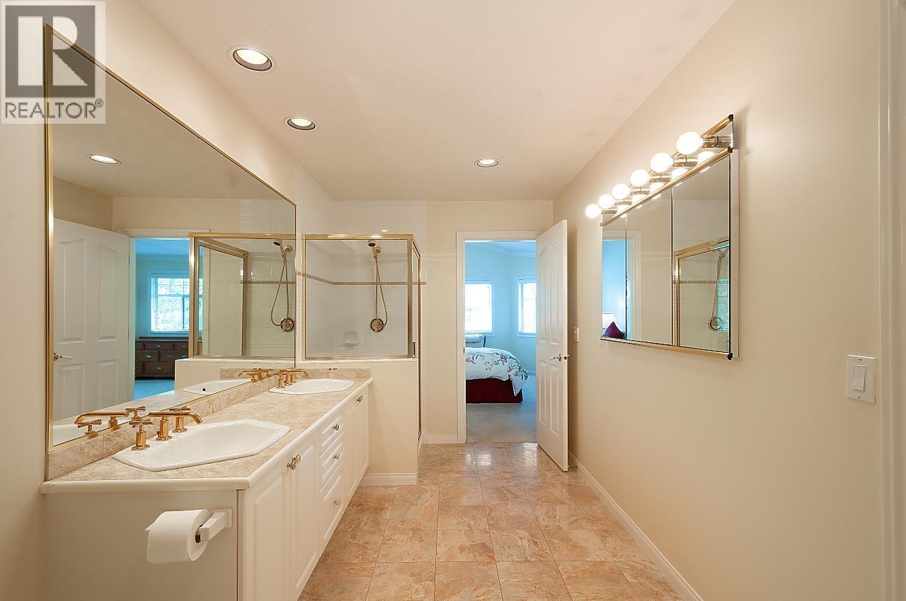 53 5531 Cornwall Drive Property Photo 18