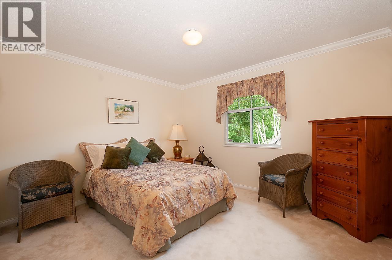 53 5531 Cornwall Drive Property Photo 20