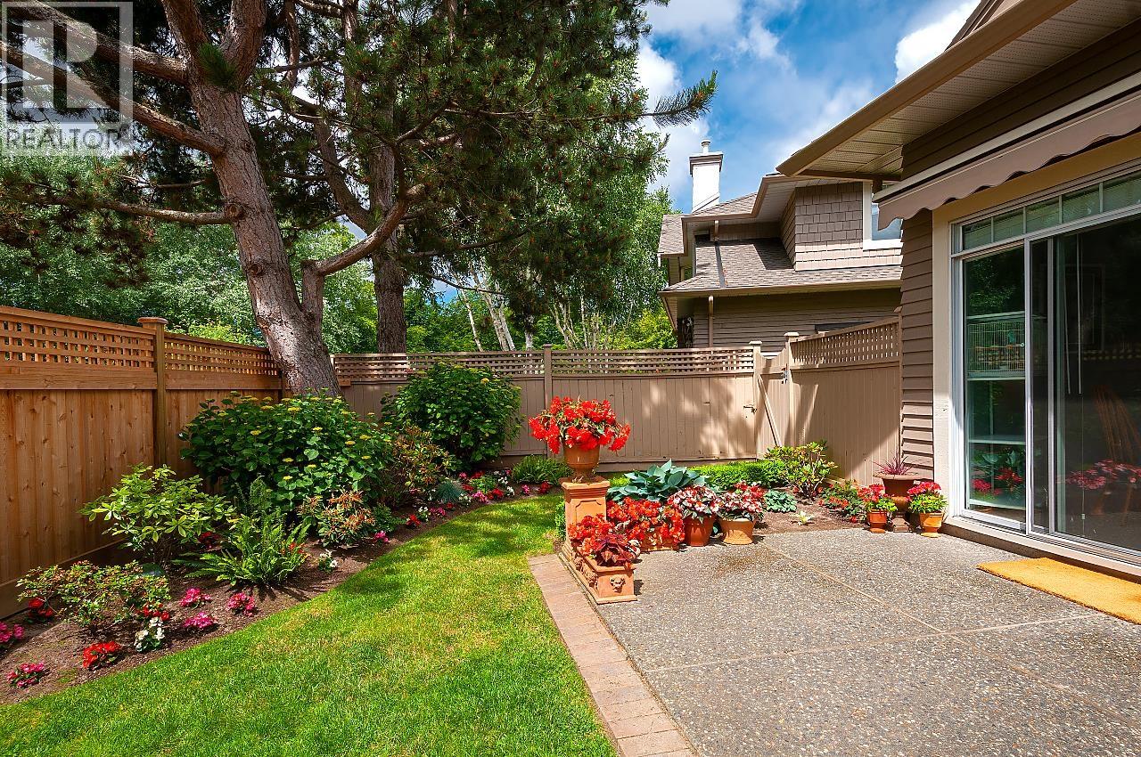 53 5531 Cornwall Drive Property Photo 24