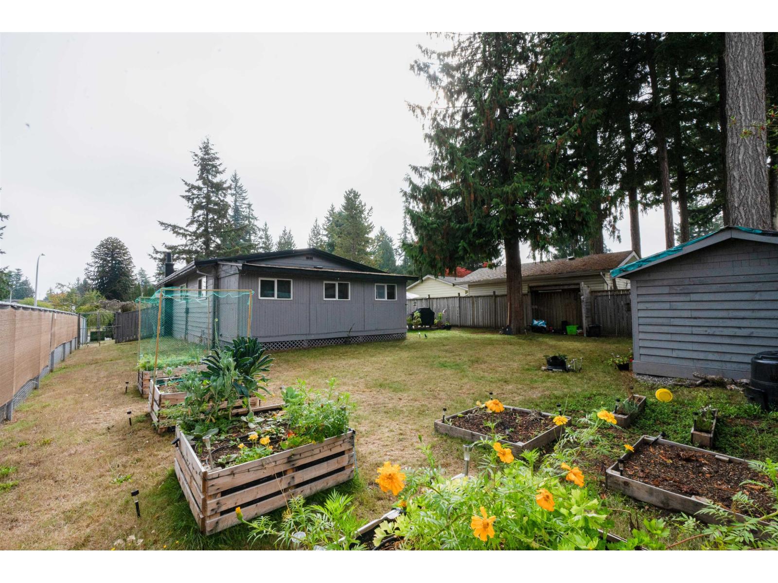 4567 202 Street Property Photo 16