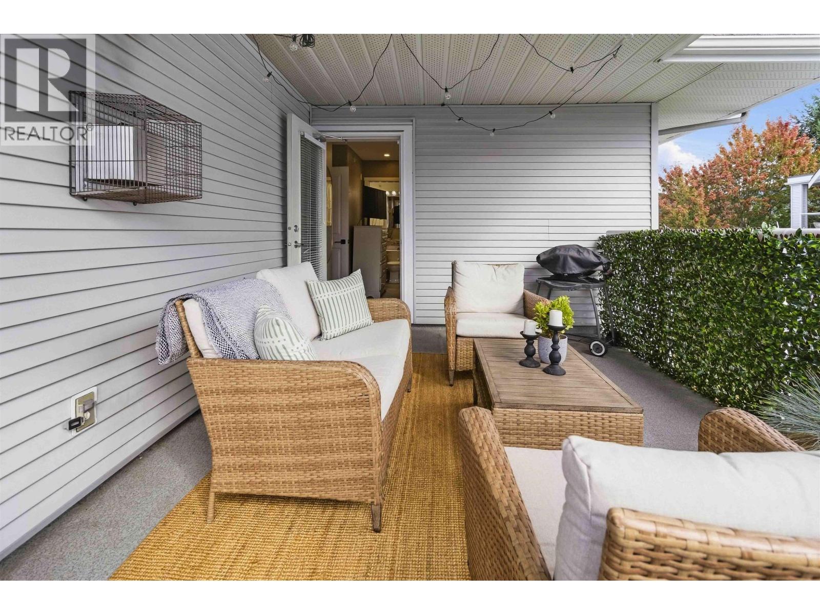 401 3142 St Johns Street Property Photo 17
