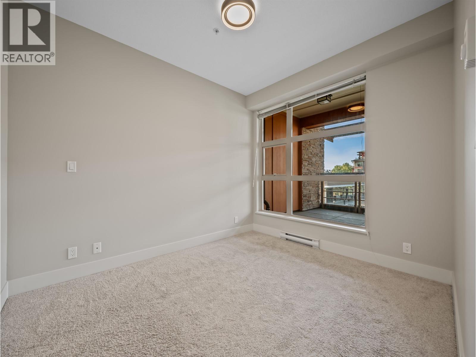 215 3606 Aldercrest Drive Property Photo 17
