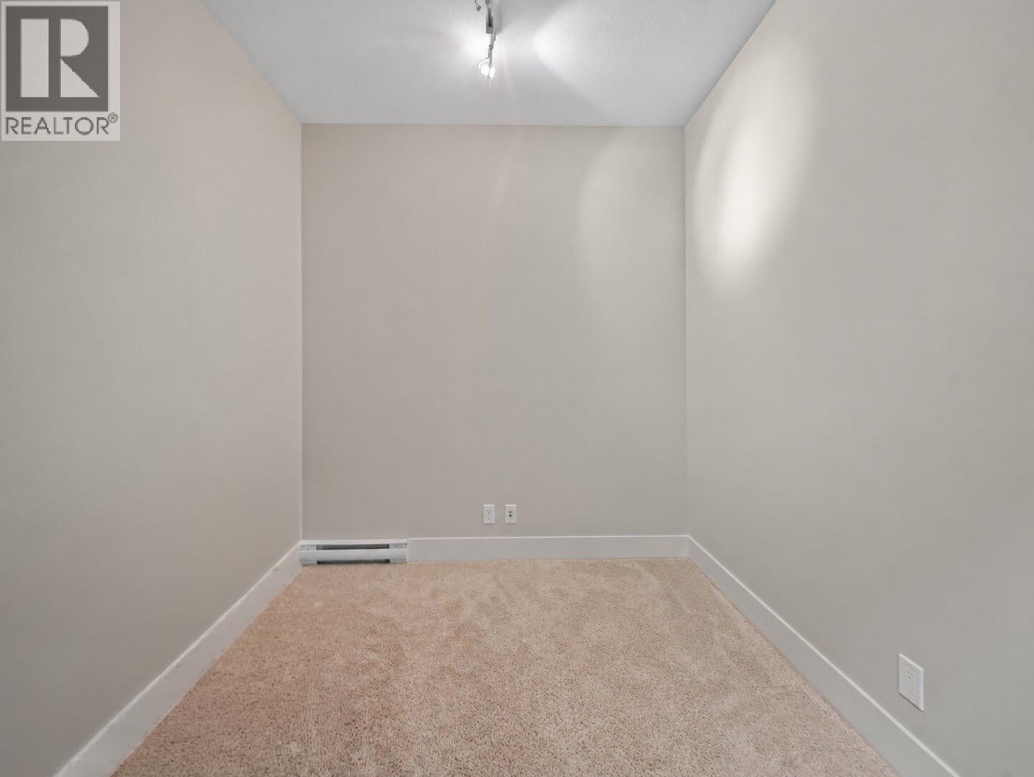 215 3606 Aldercrest Drive Property Photo 22