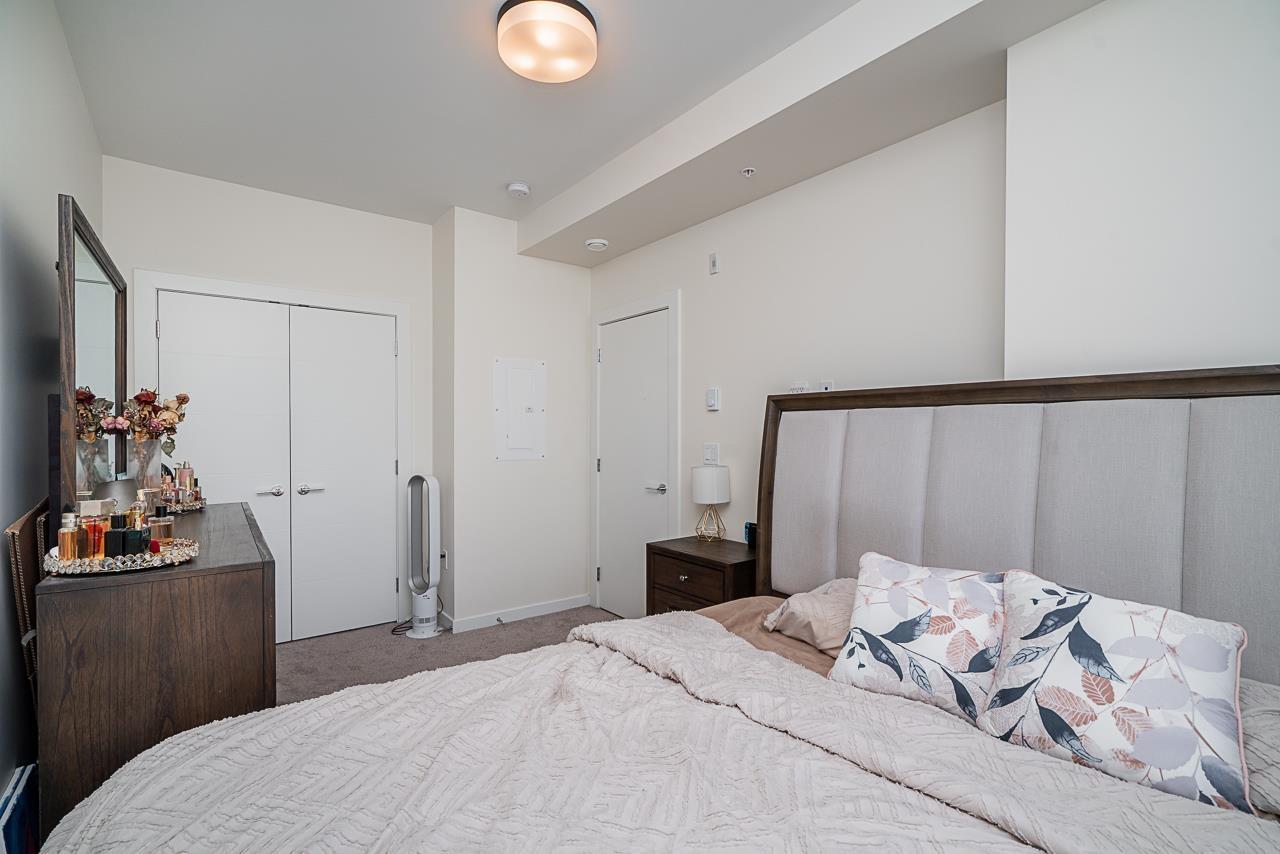 515 7920 206 Street Property Photo 20