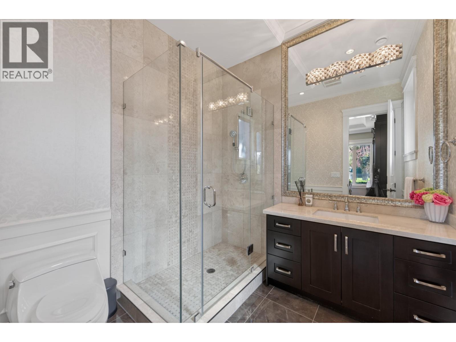 4810 Hudson Street Property Photo 7