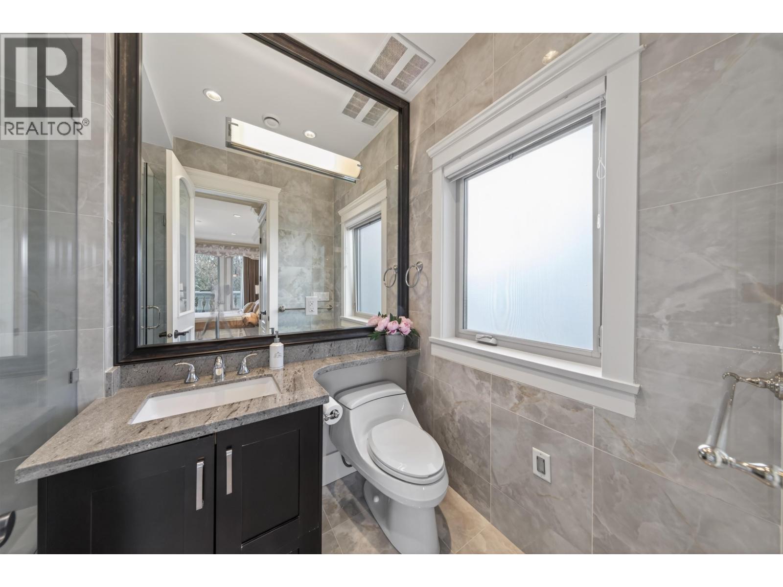 4810 Hudson Street Property Photo 28