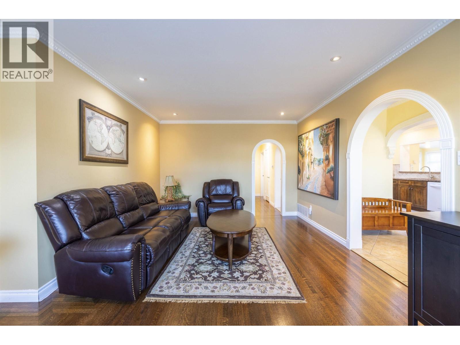 7720 7722 Graham Avenue Property Photo 10
