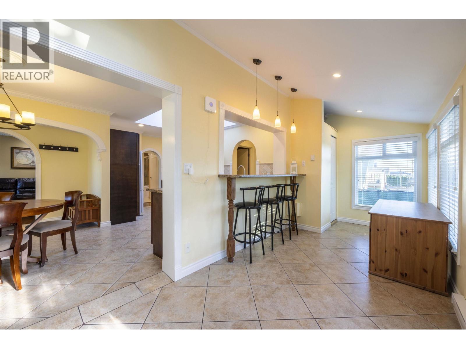 7720 7722 Graham Avenue Property Photo 12