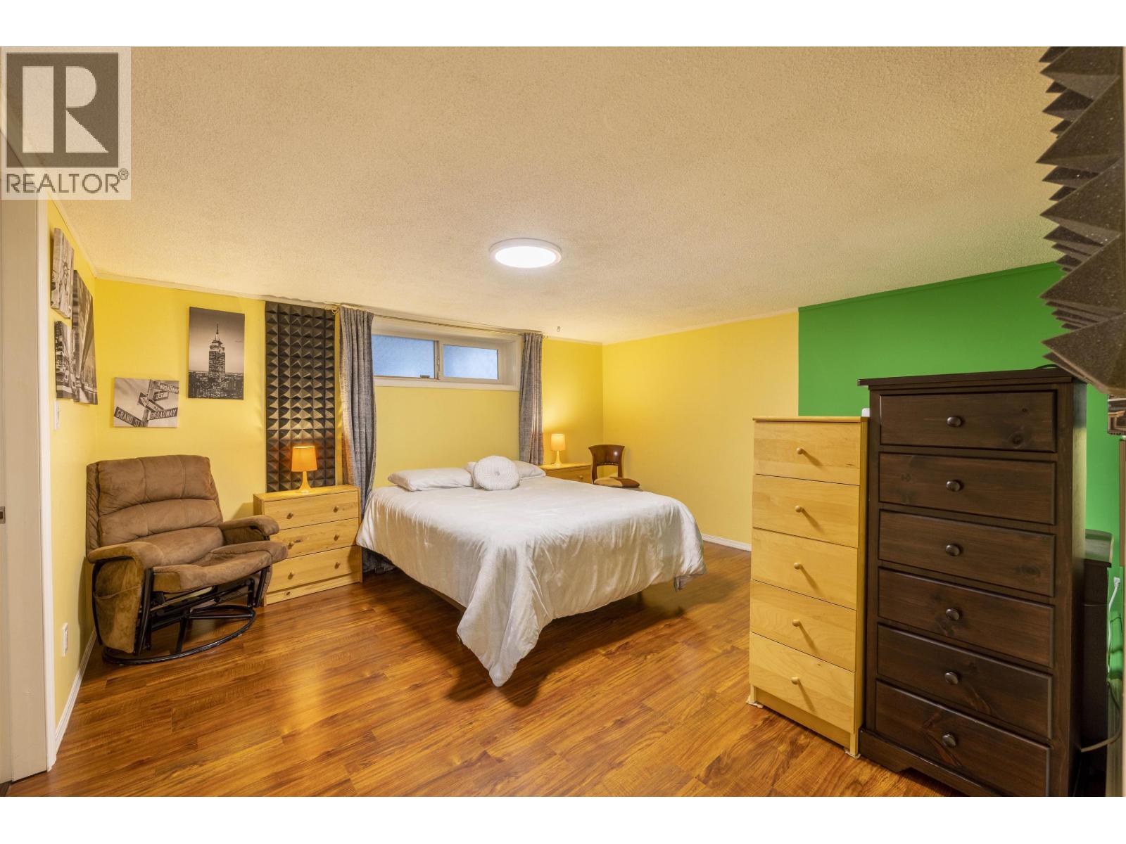 7720 7722 Graham Avenue Property Photo 20