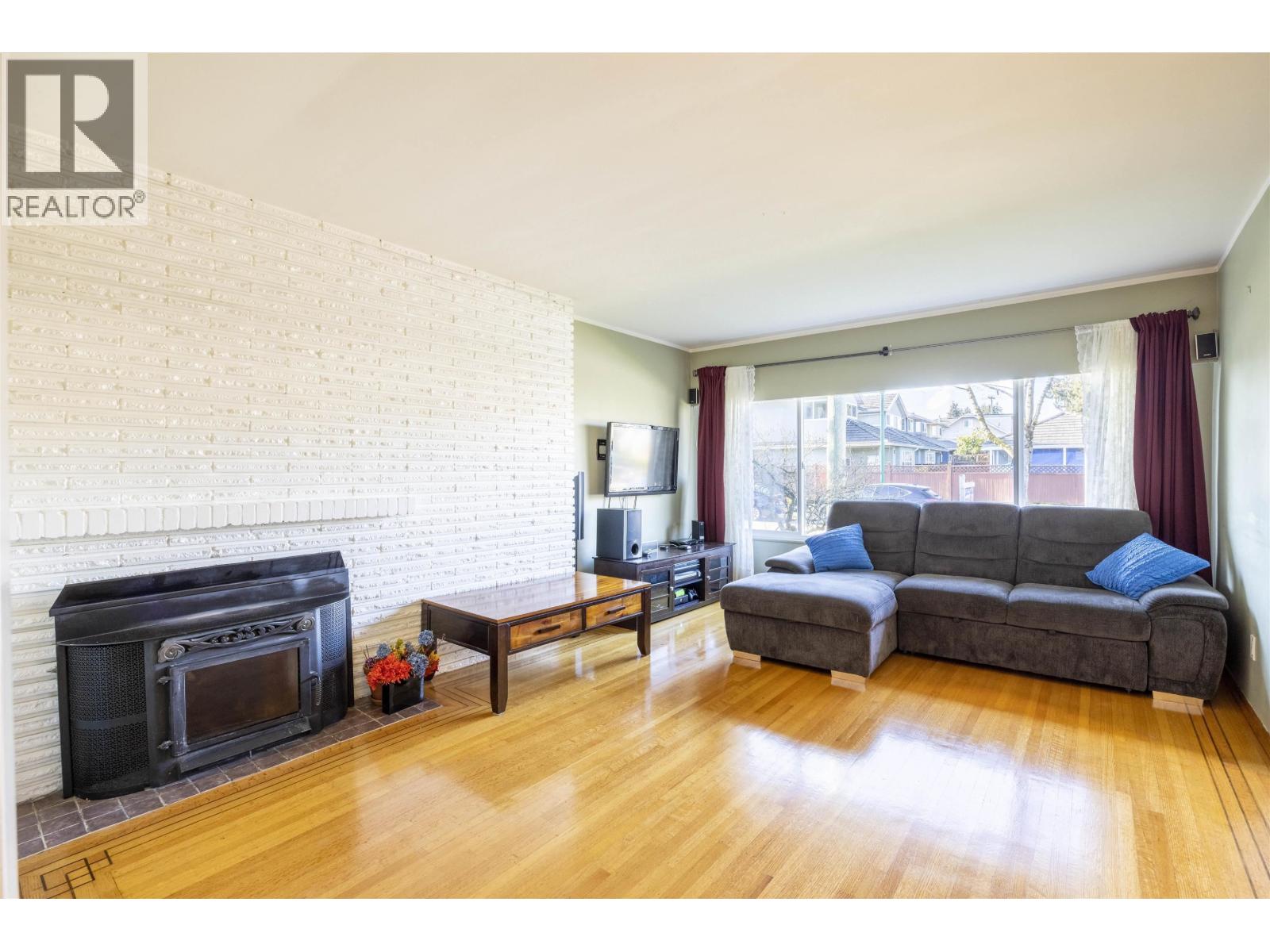 7720 7722 Graham Avenue Property Photo 26