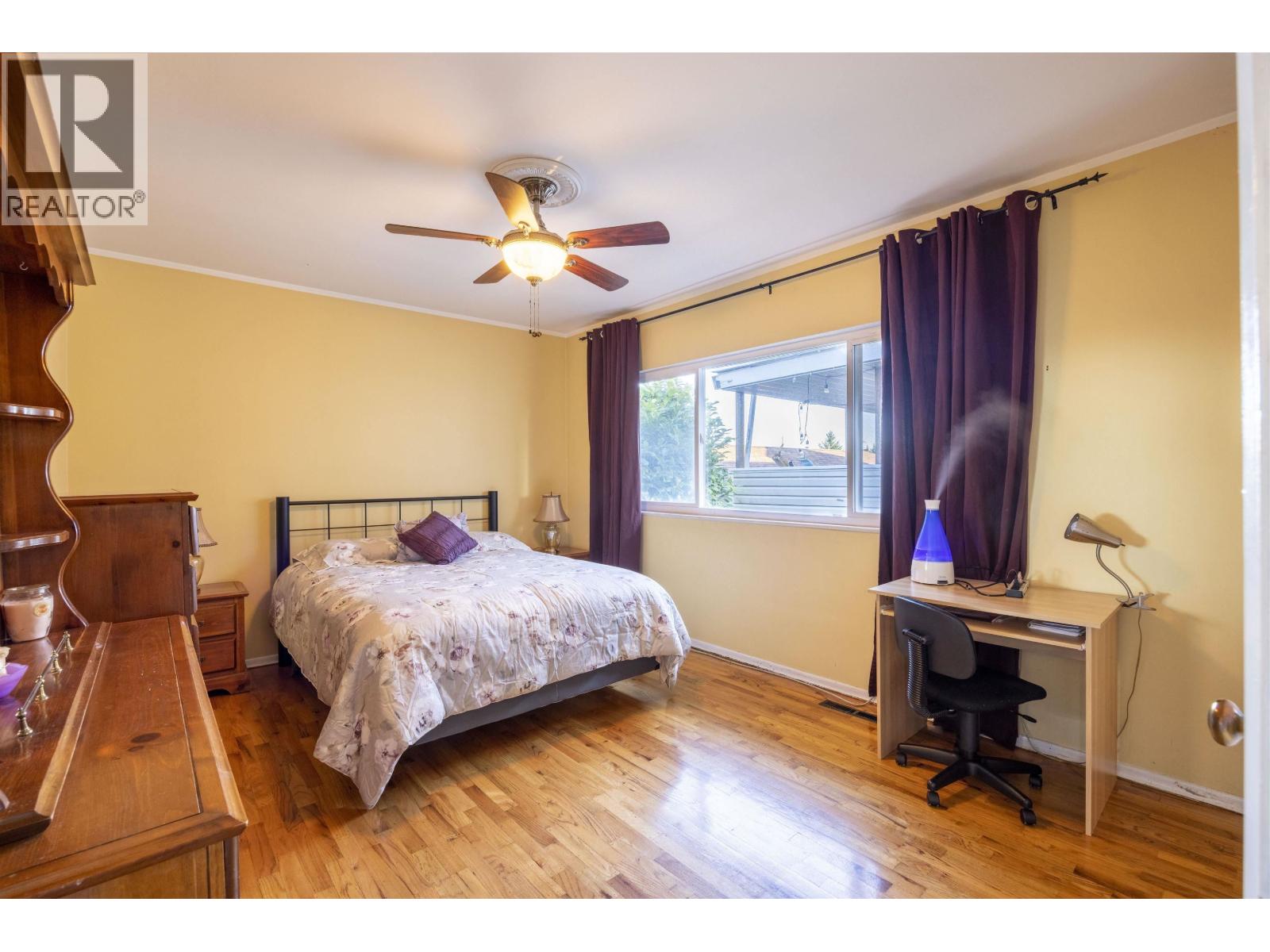 7720 7722 Graham Avenue Property Photo 31