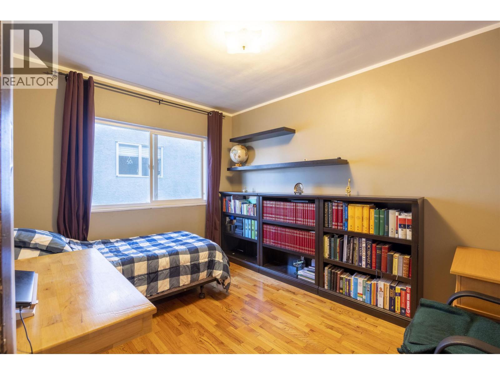 7720 7722 Graham Avenue Property Photo 32