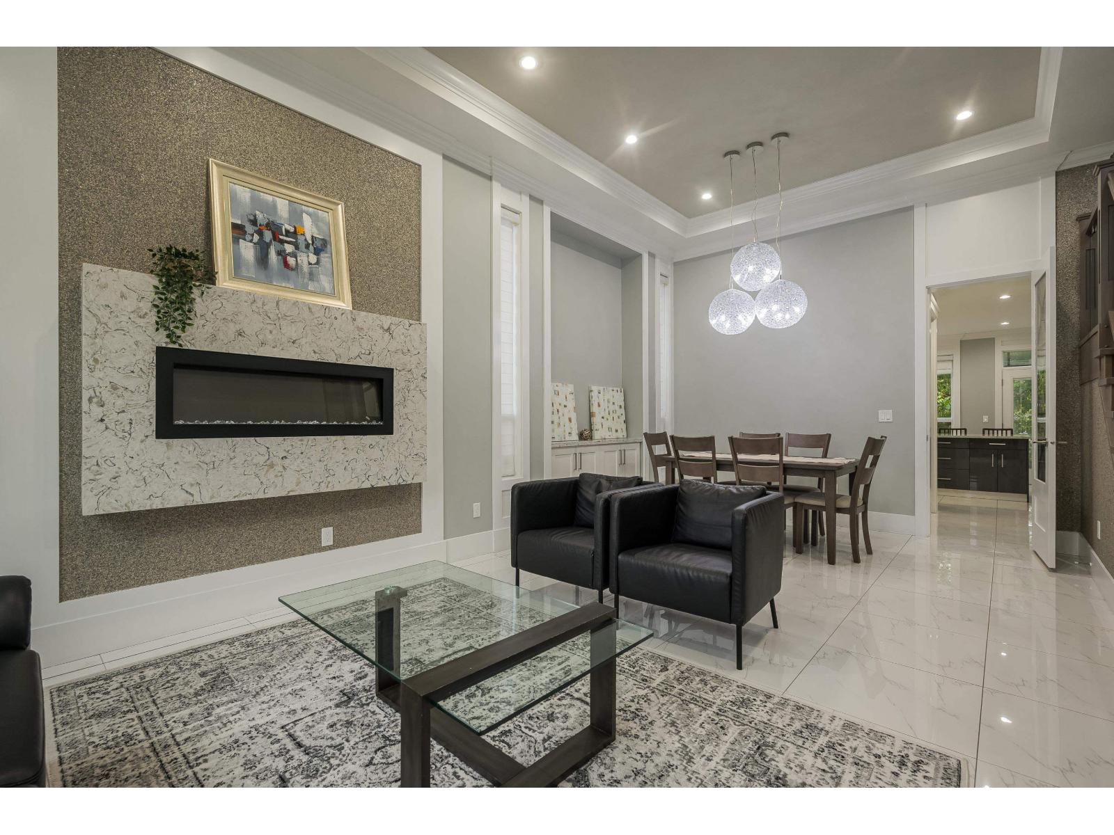 1772 156a Street Property Photo 4