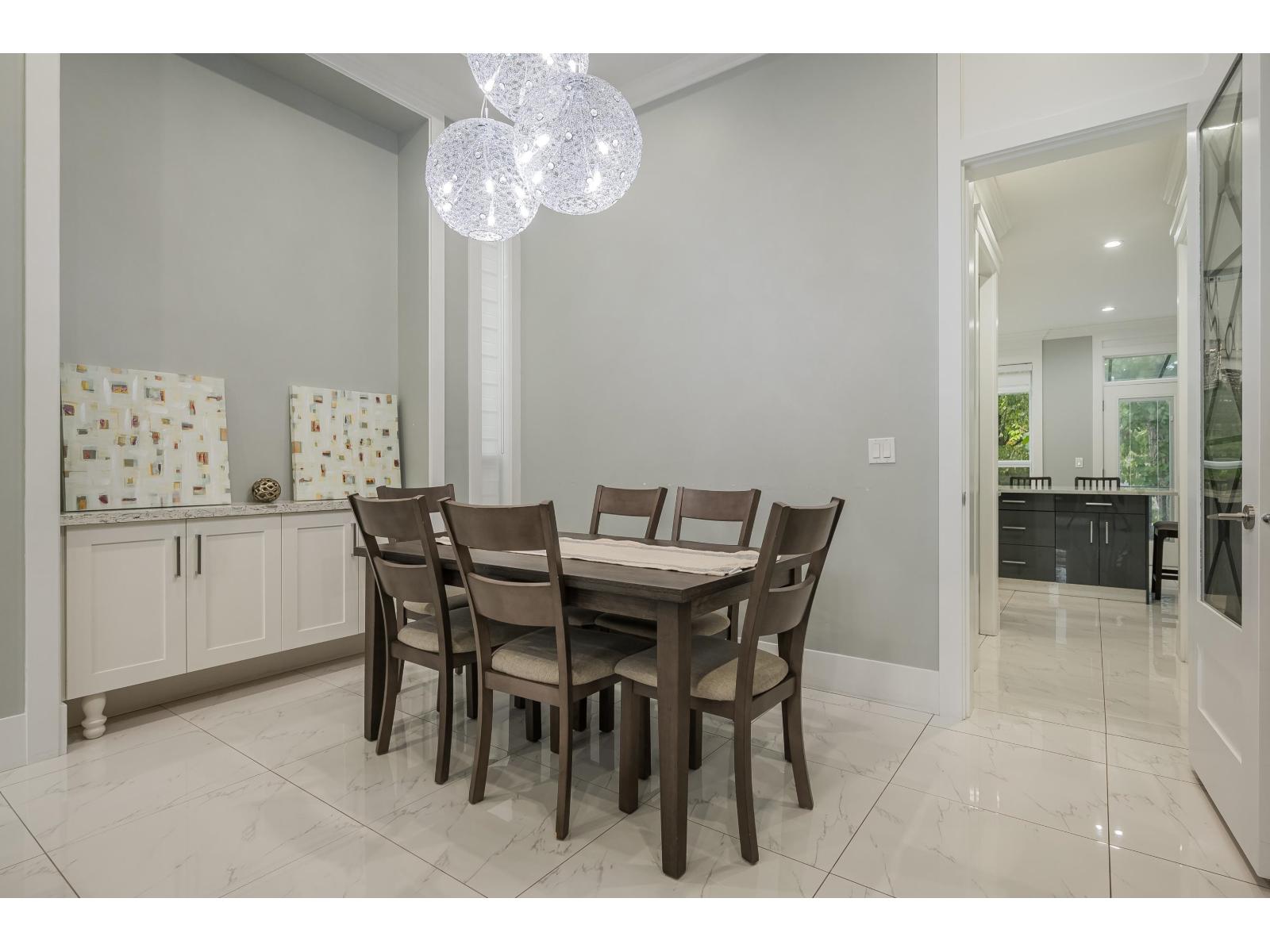 1772 156a Street Property Photo 6