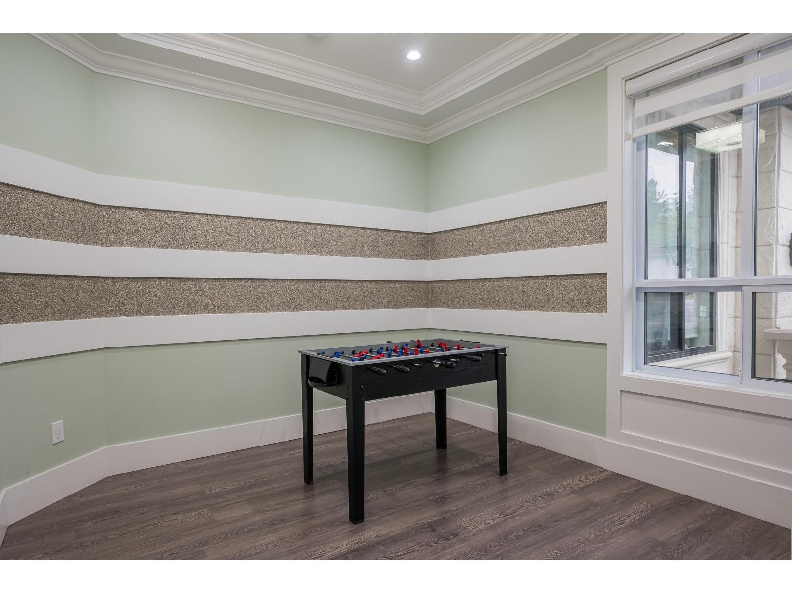 1772 156a Street Property Photo 8