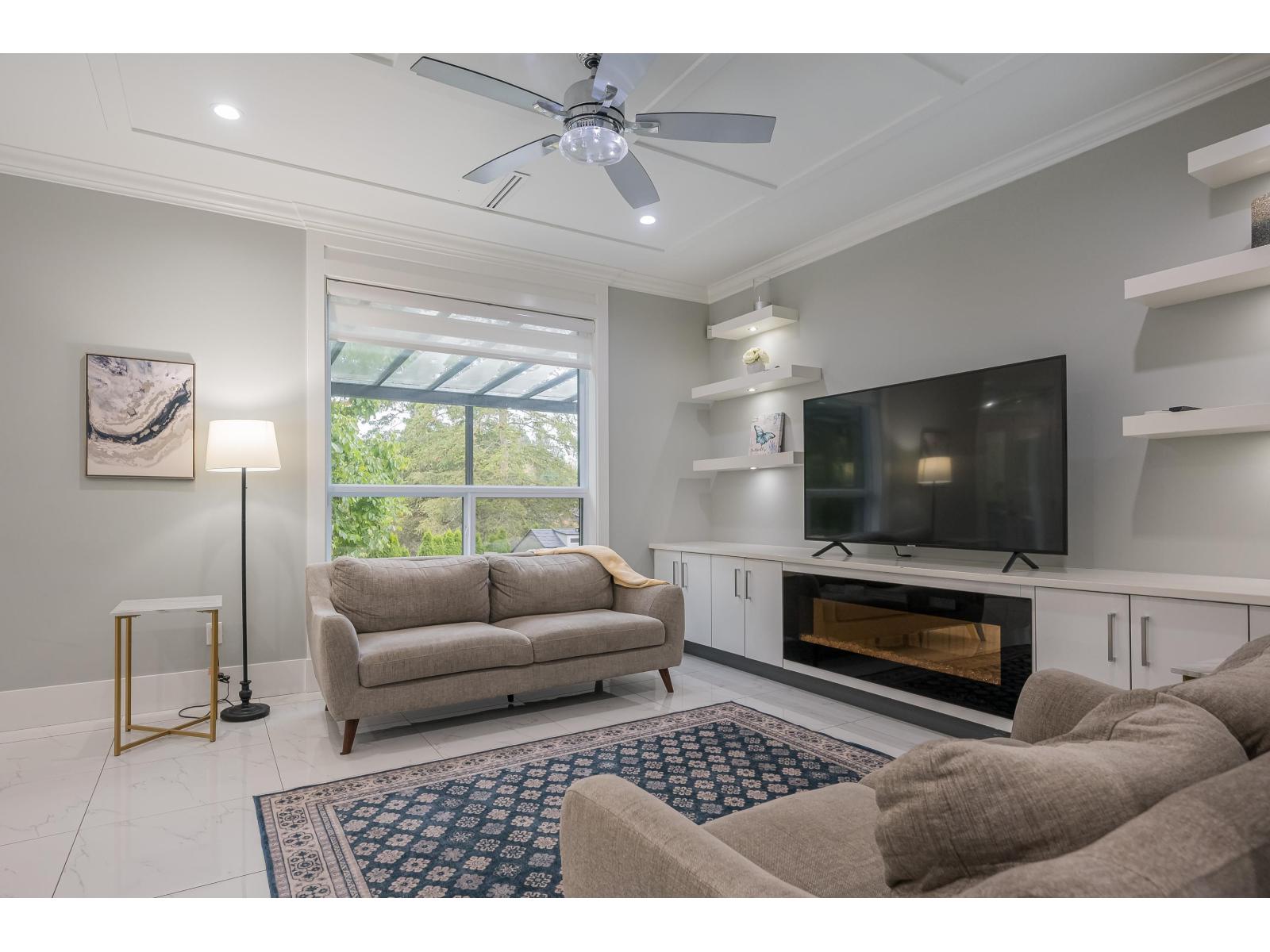 1772 156a Street Property Photo 9