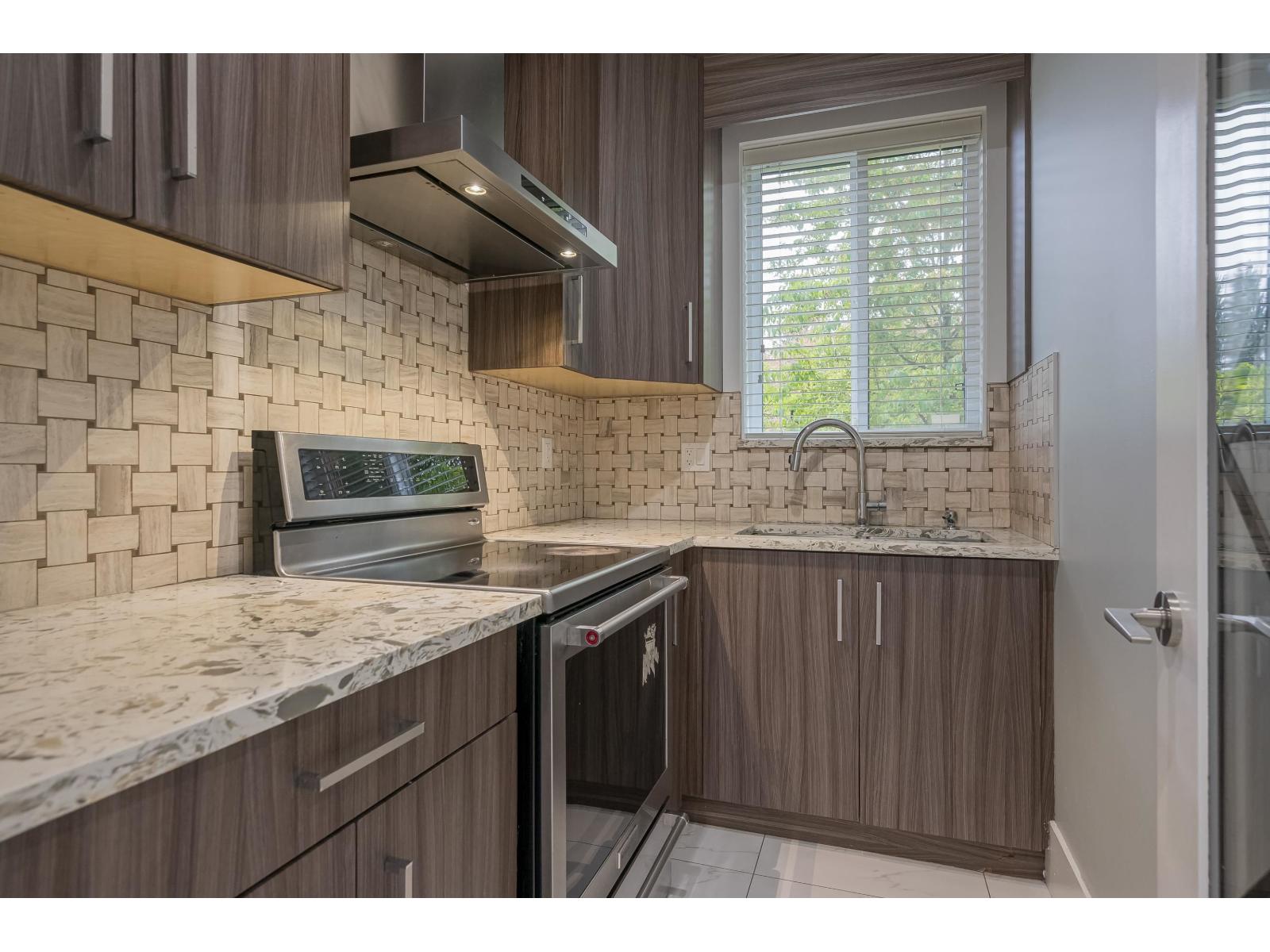 1772 156a Street Property Photo 17