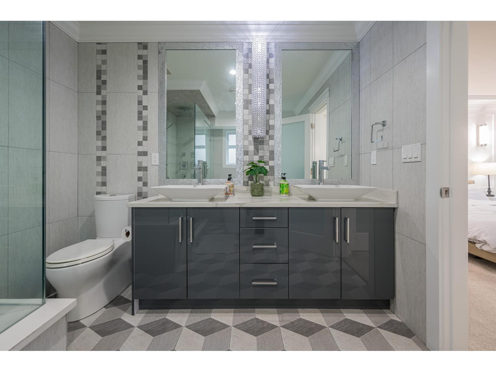 1772 156a Street Property Photo 24