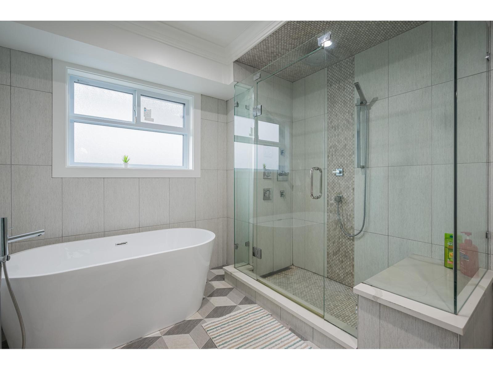 1772 156a Street Property Photo 25