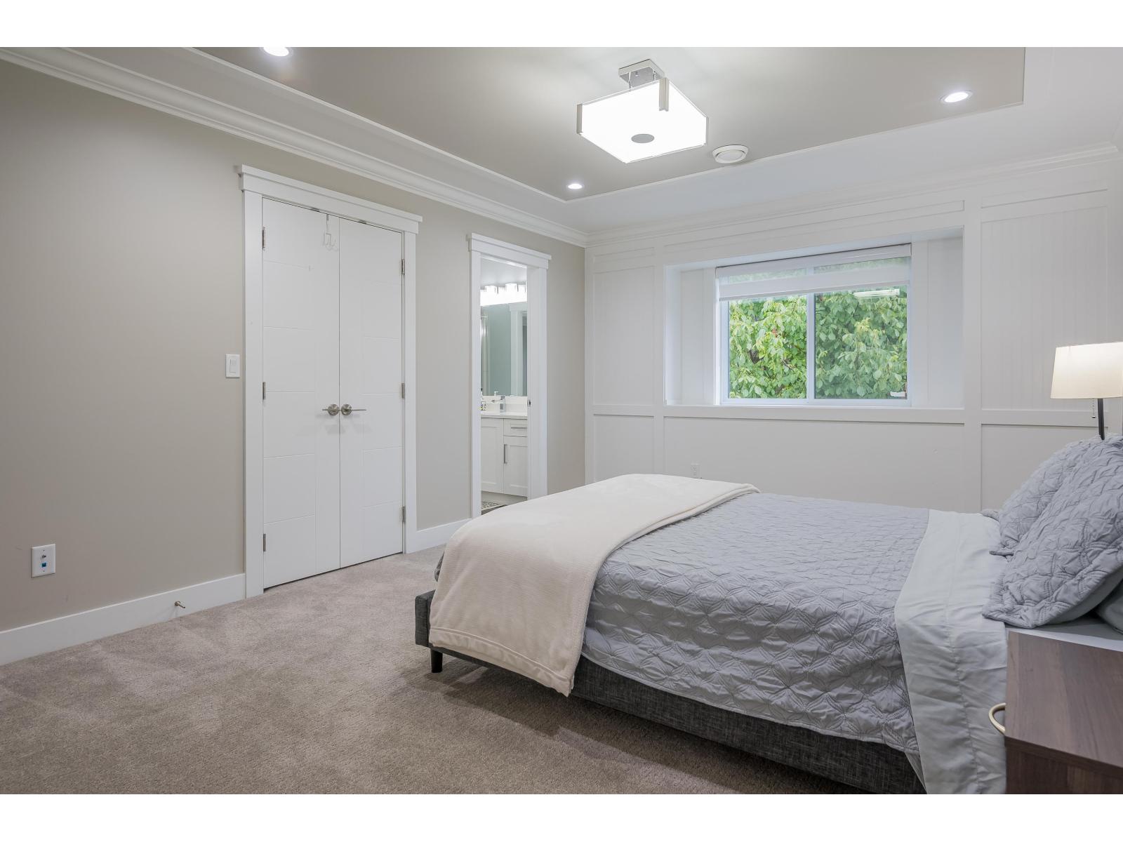 1772 156a Street Property Photo 26