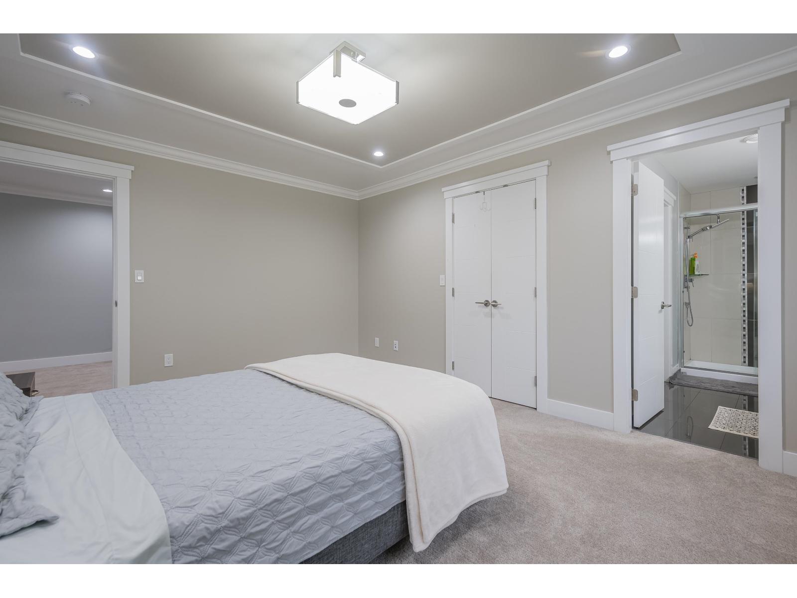 1772 156a Street Property Photo 27