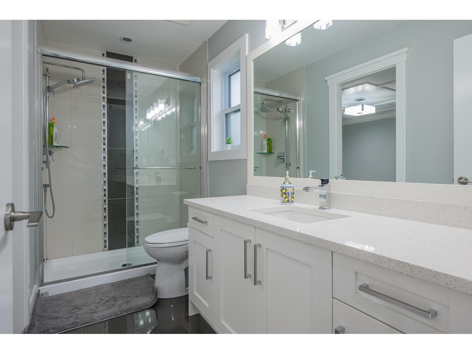 1772 156a Street Property Photo 28