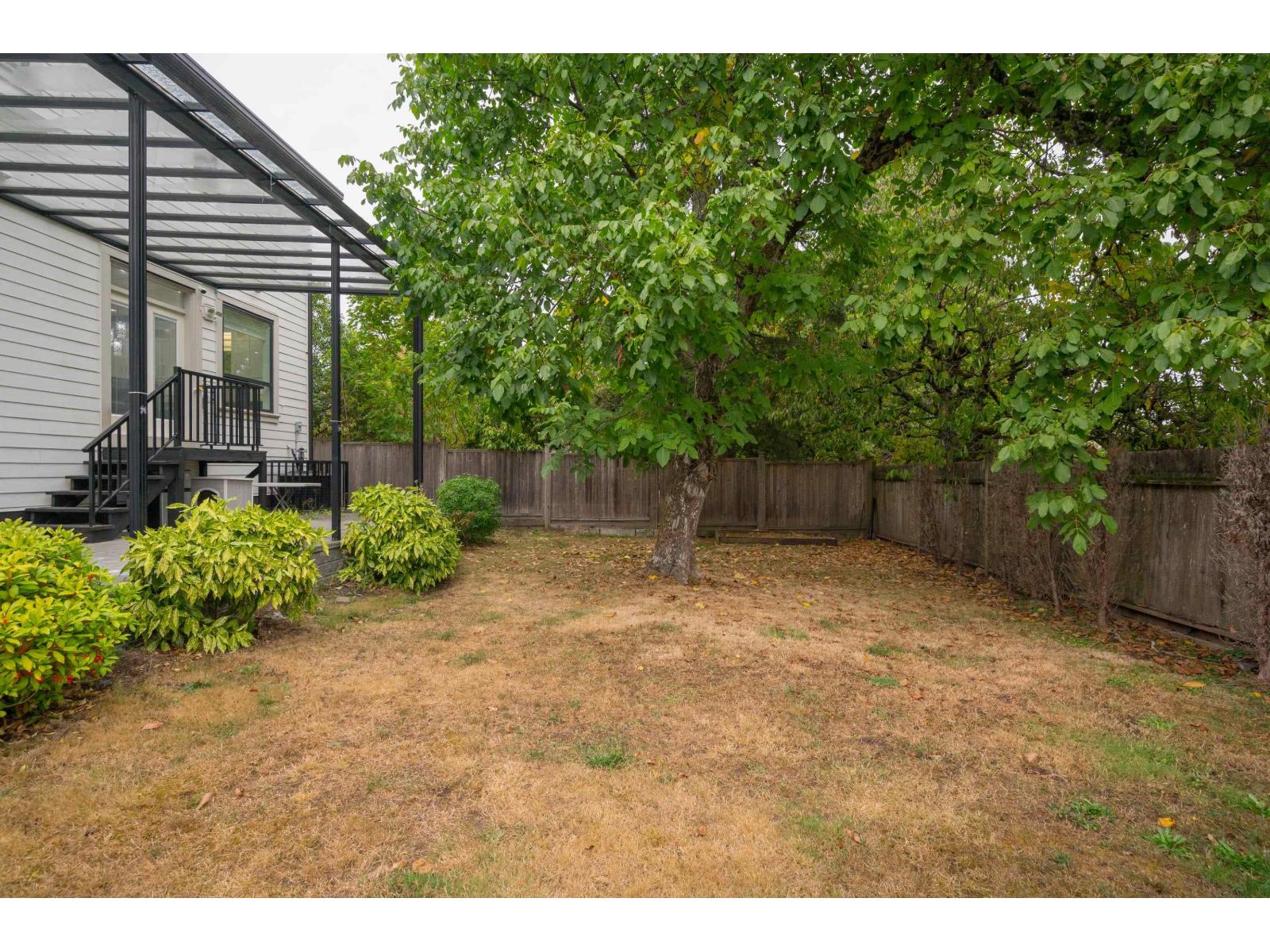 1772 156a Street Property Photo 39