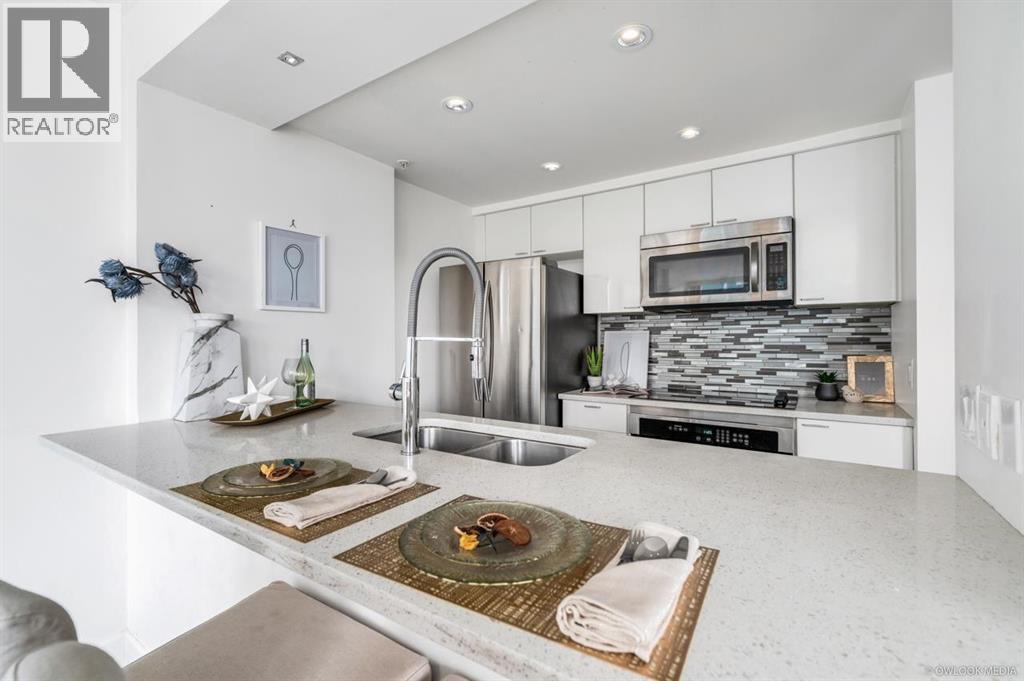 9xx 1200 Alberni Street Property Photo 1