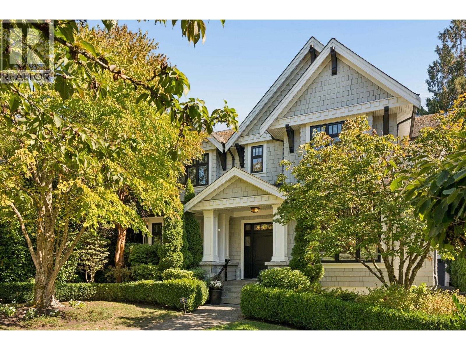 5562 Crown Street Property Photo 1