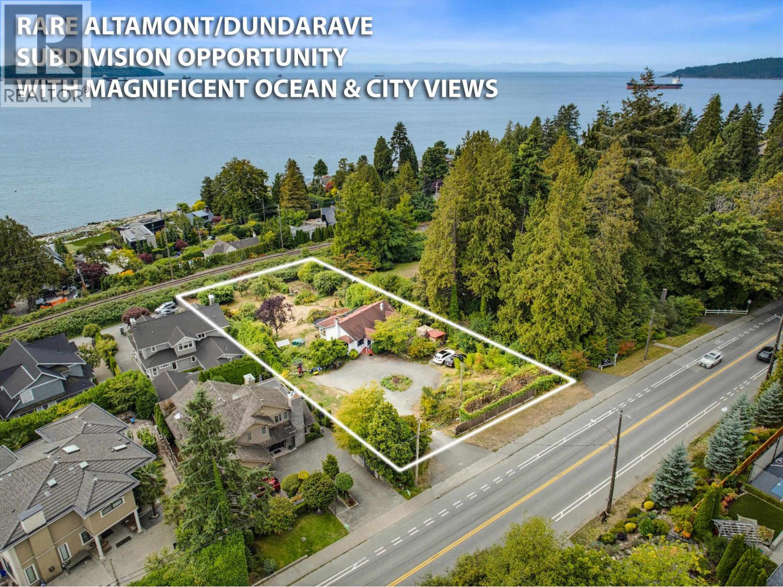 2820 Marine Drive Property Photo 1