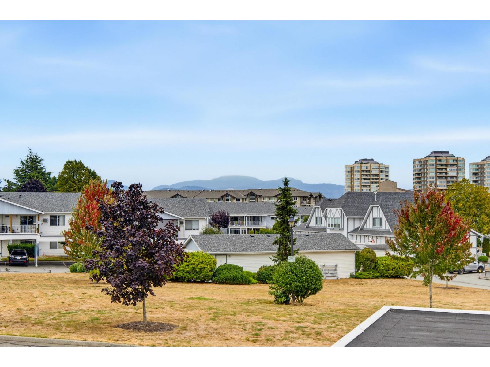 100 32691 Garibaldi Drive Property Photo 15